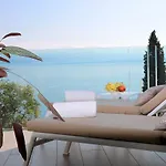 Opatija Deluxe Apartment With Swimming Pool