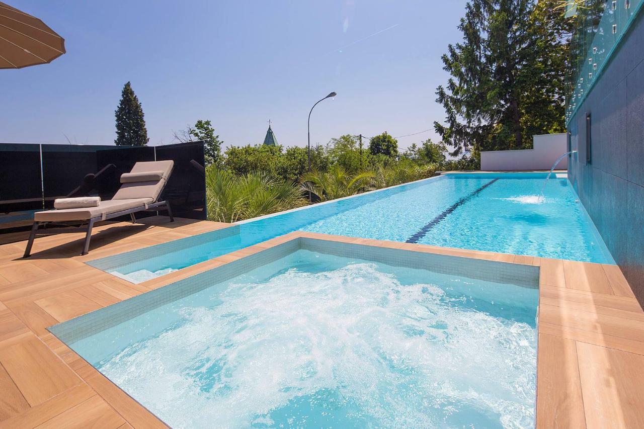 Deluxe With Swimming Pool Apartma Opatija